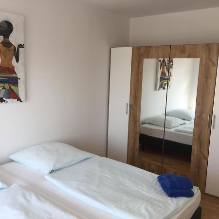 Appartements Am Hafen Zwenkau Exteriör bild