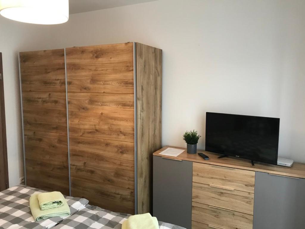 Appartements Am Hafen Zwenkau Exteriör bild