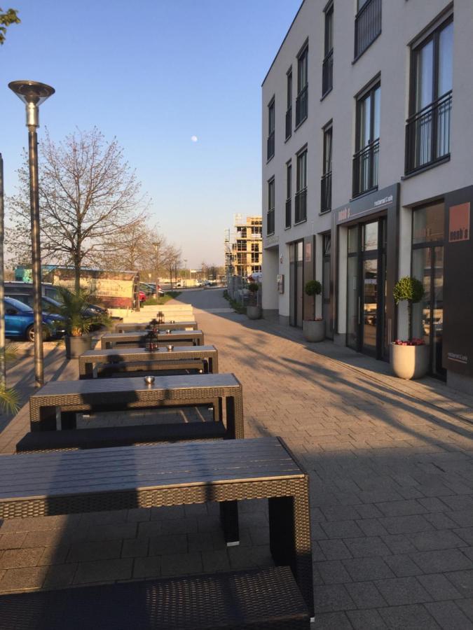 Appartements Am Hafen Zwenkau Exteriör bild