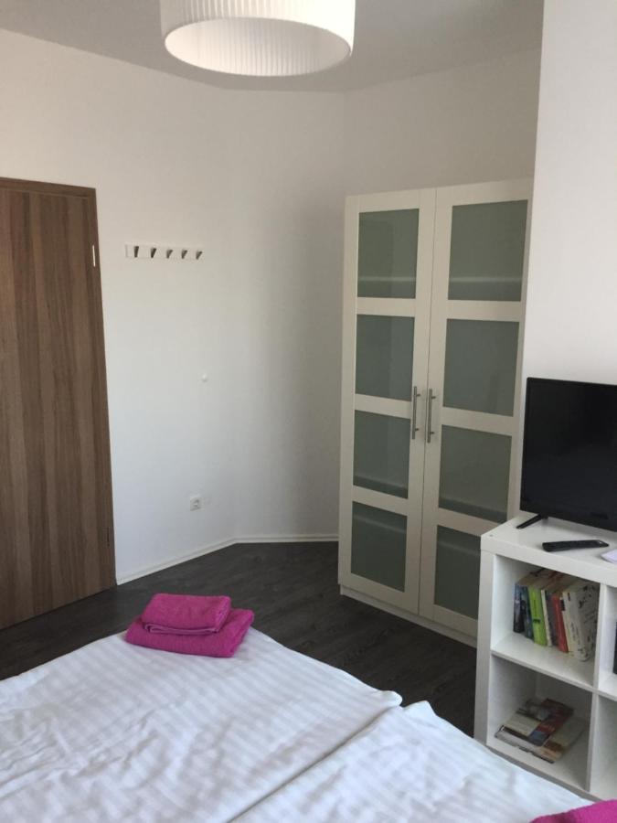 Appartements Am Hafen Zwenkau Exteriör bild