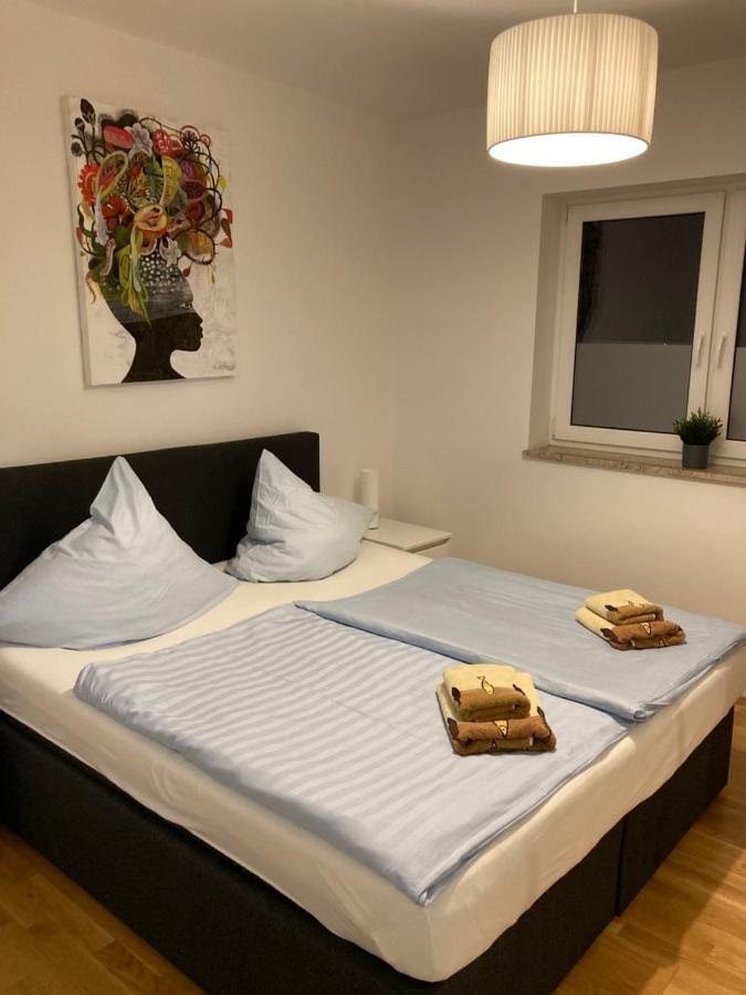 Appartements Am Hafen Zwenkau Exteriör bild