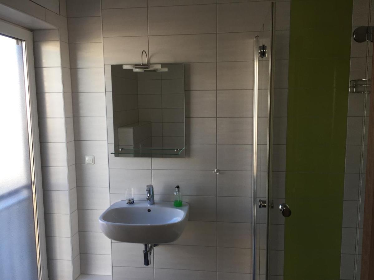 Appartements Am Hafen Zwenkau Exteriör bild