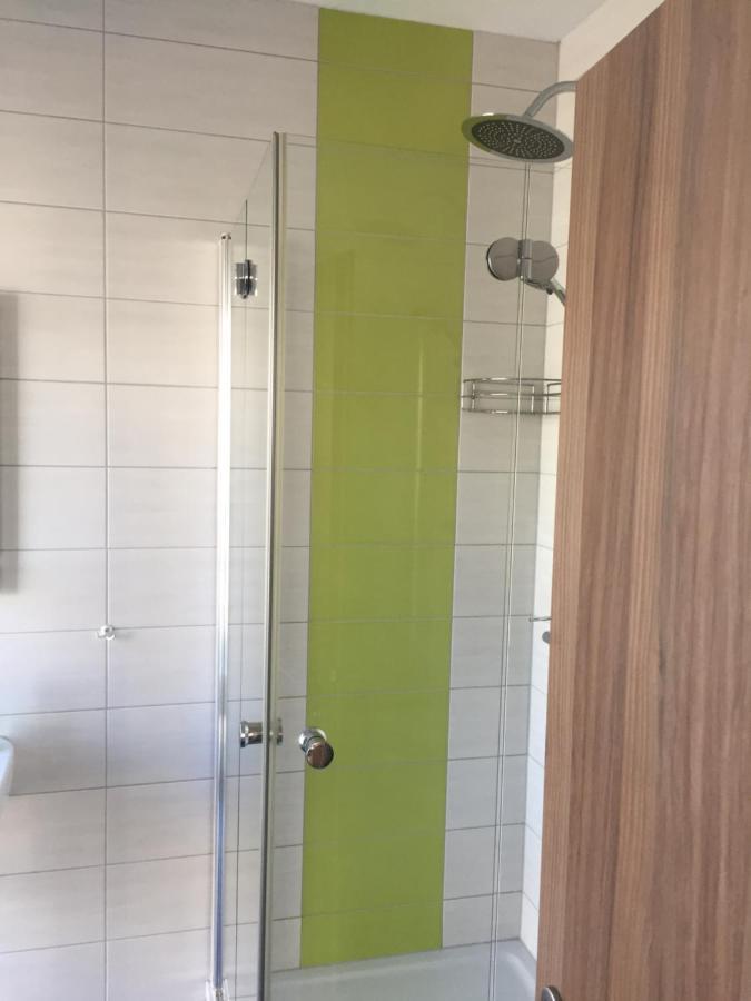 Appartements Am Hafen Zwenkau Exteriör bild