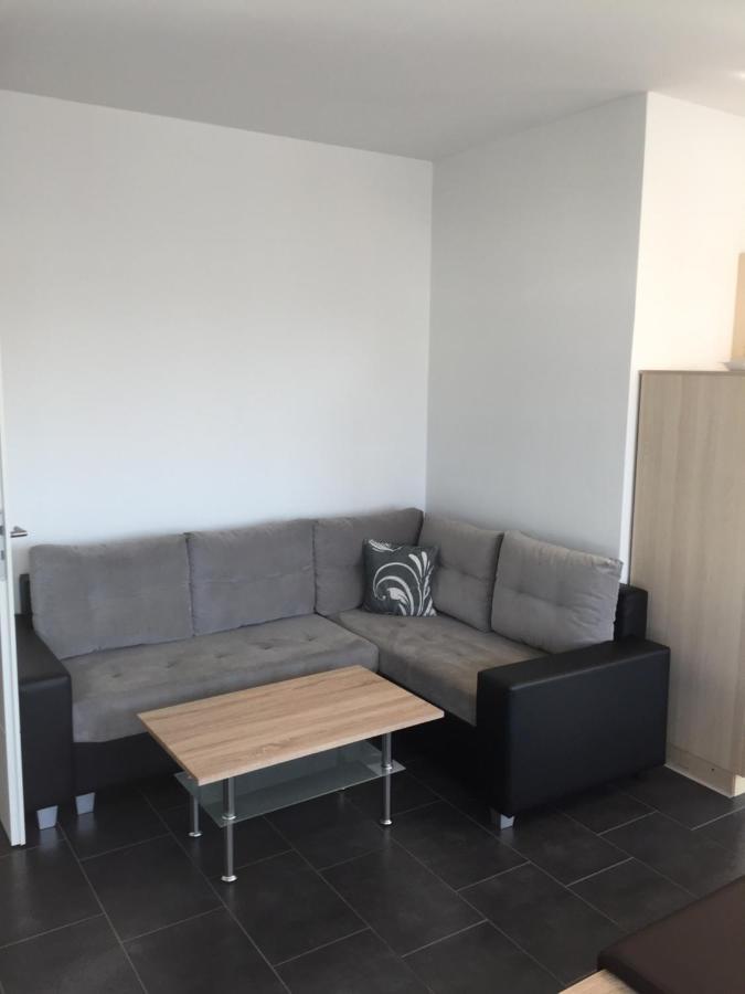 Appartements Am Hafen Zwenkau Exteriör bild