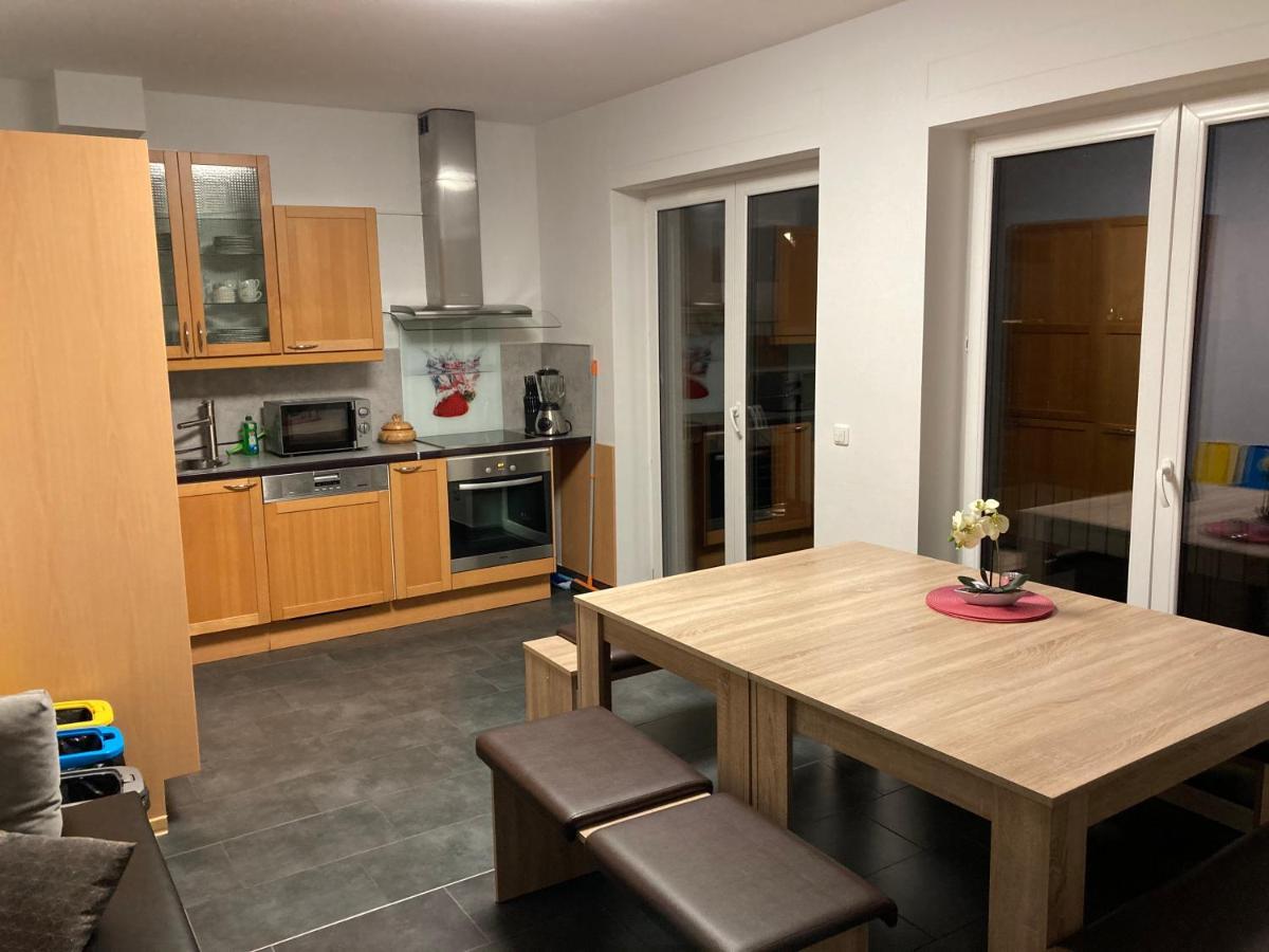 Appartements Am Hafen Zwenkau Exteriör bild